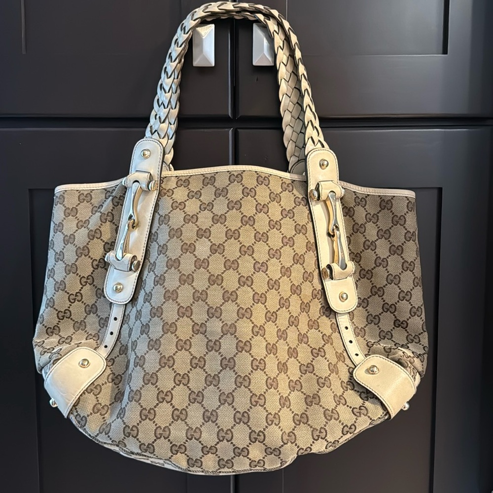 Gucci Pelham Braided Handle Brown / Beige Monogram Shoulder Tote Bag. Gorgeous